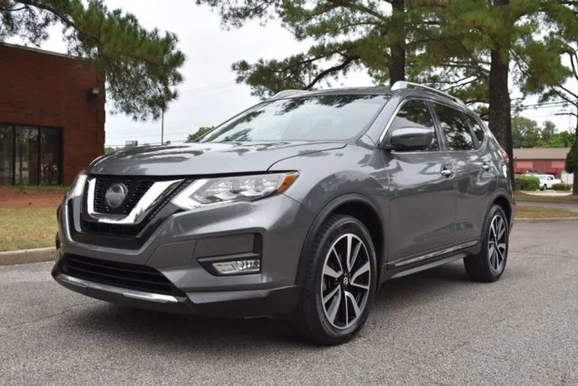 2018 Nissan Rogue SL photo 1