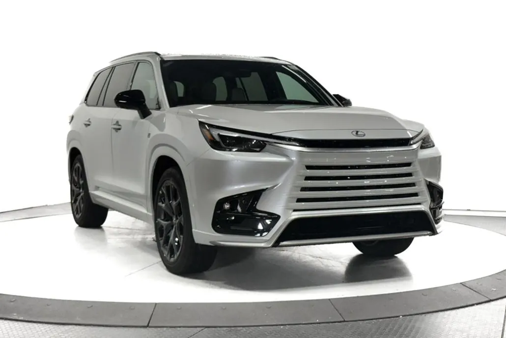 2025 Lexus TX 500h F SPORT Performance Premium photo 1