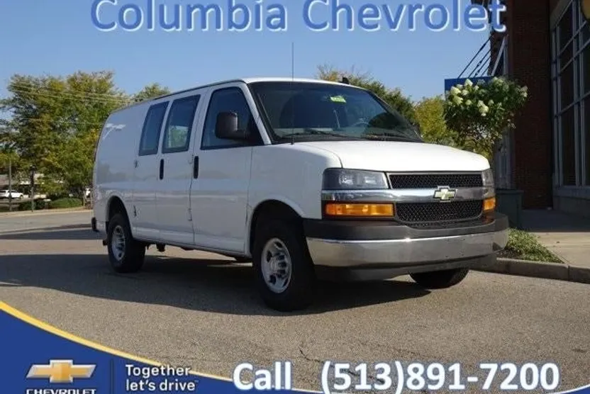 2023 Chevrolet Express 2500 Work Cargo Van photo 1