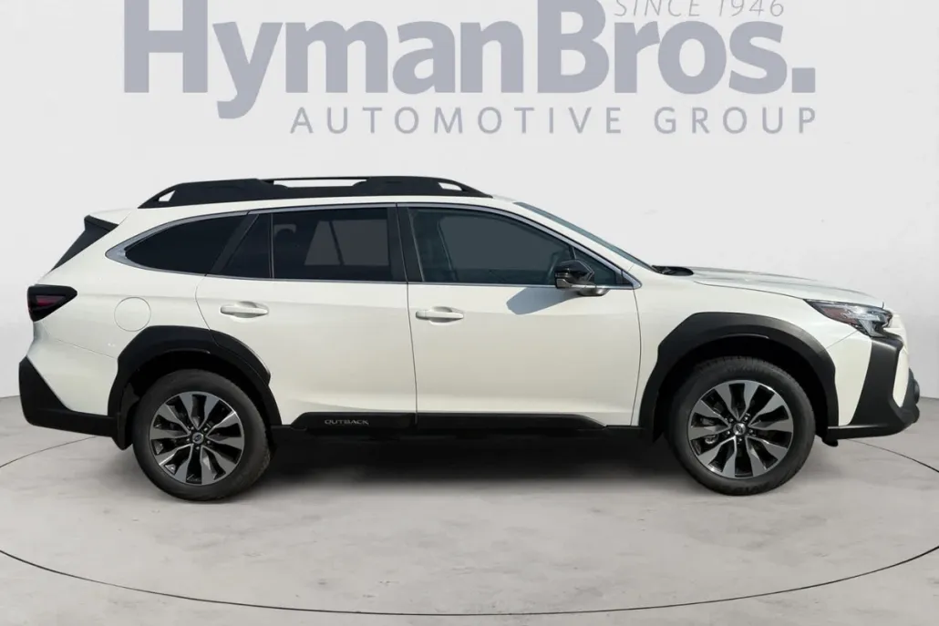 2025 Subaru Outback Premium photo 1