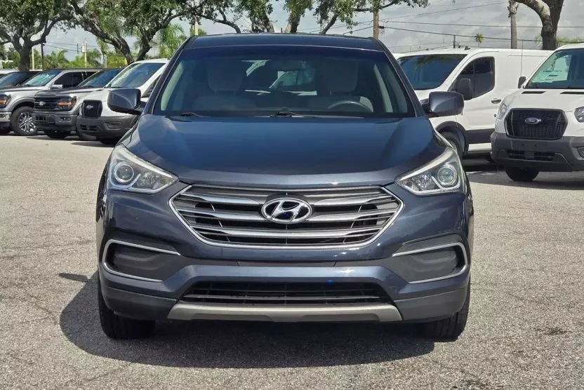 2018 Hyundai Santa Fe Sport Base photo 1