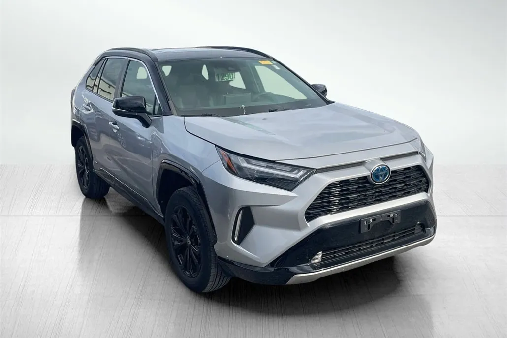 2022 Toyota RAV4 Hybrid XSE photo 1