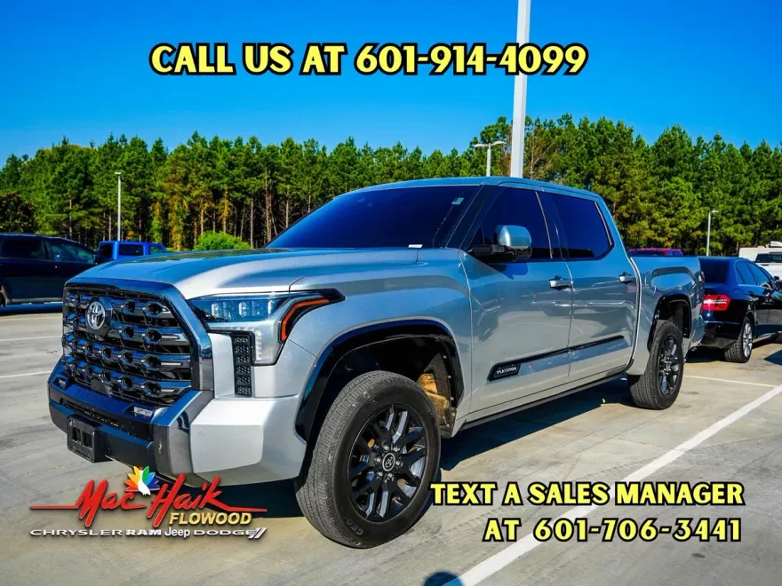 2023 Toyota Tundra Platinum photo 1