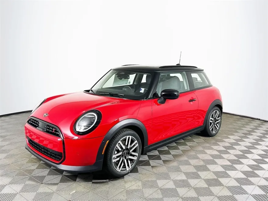 2025 Mini Cooper 2 Door Hardtop Signature photo 1