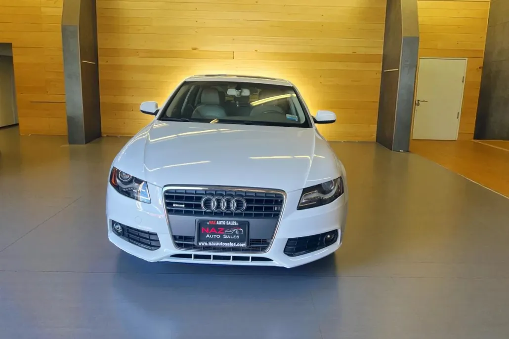 2011 Audi A4 2.0T Quattro Premium photo 1