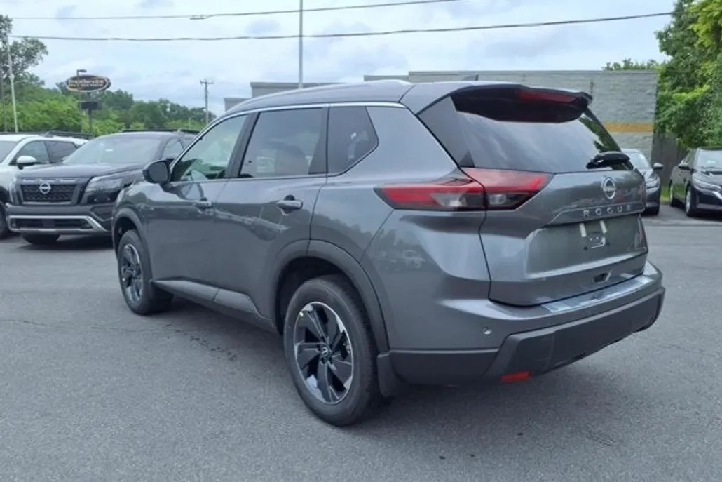 2025 Nissan Rogue SV photo 1