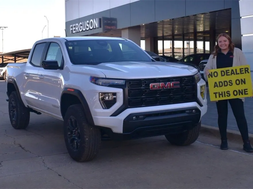 2025 Gmc Canyon Elevation photo 1
