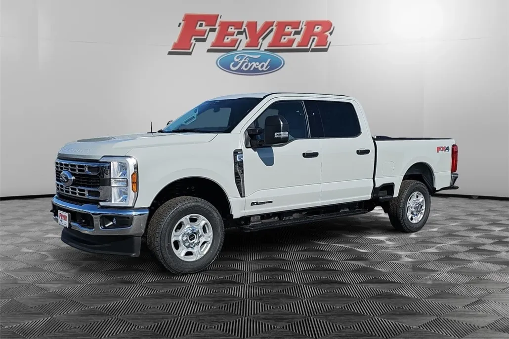 2025 Ford F-350 XLT photo 1