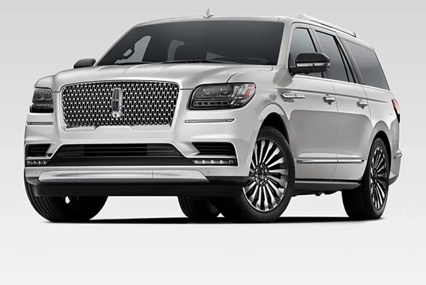 2019 Lincoln Navigator L Reserve photo 1