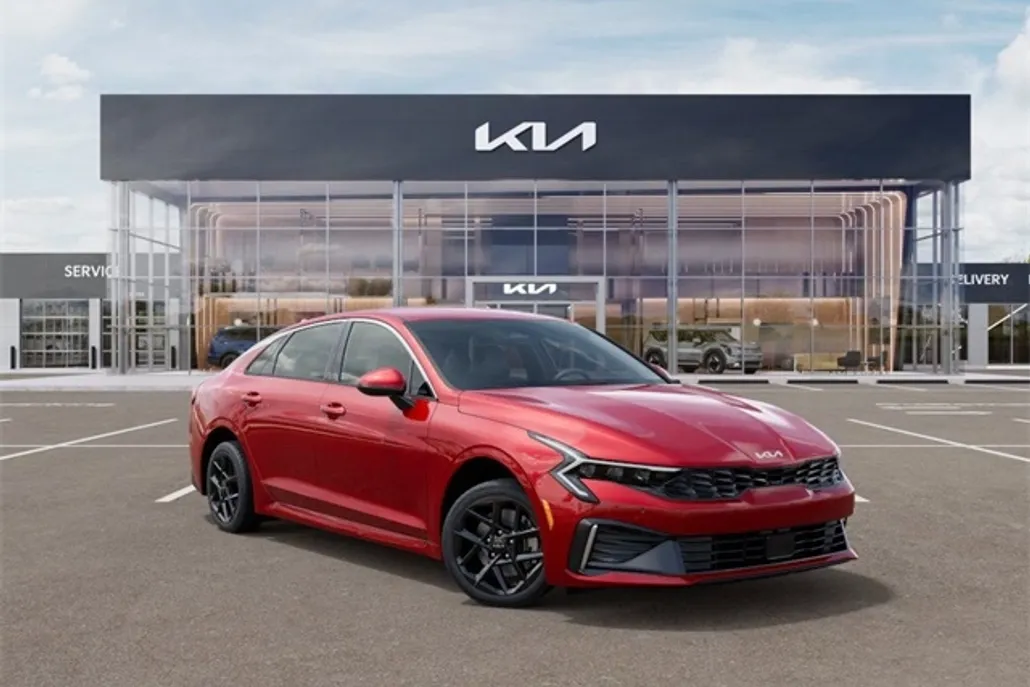 2025 Kia K5 LXS photo 1