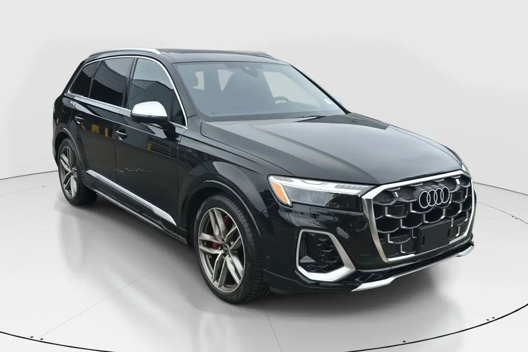 2025 Audi SQ7 Prestige photo 1