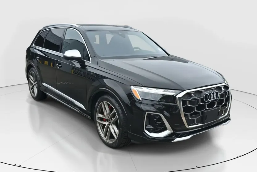 2025 Audi SQ7 Prestige photo 1