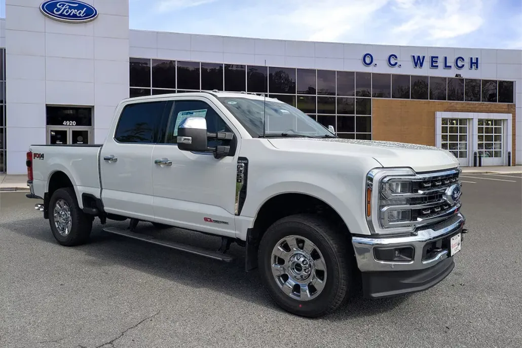 2025 Ford F-350 King Ranch photo 1