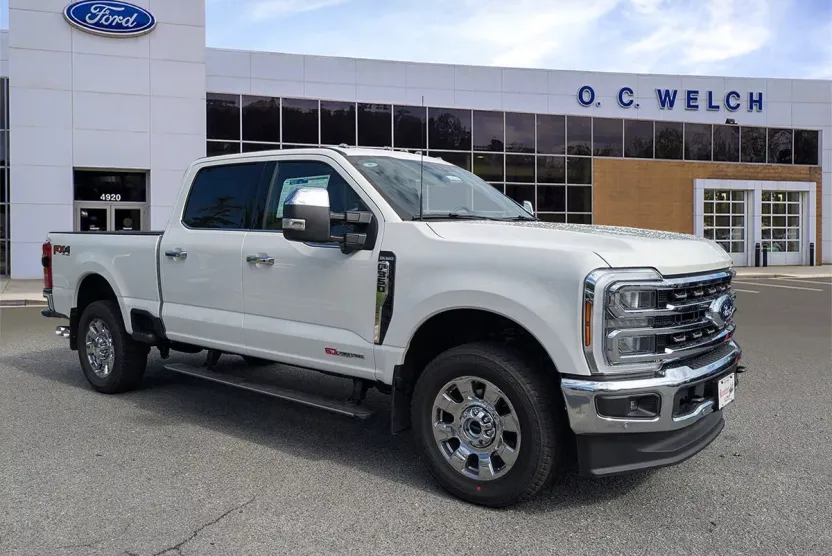 2025 Ford F-350 King Ranch photo 1