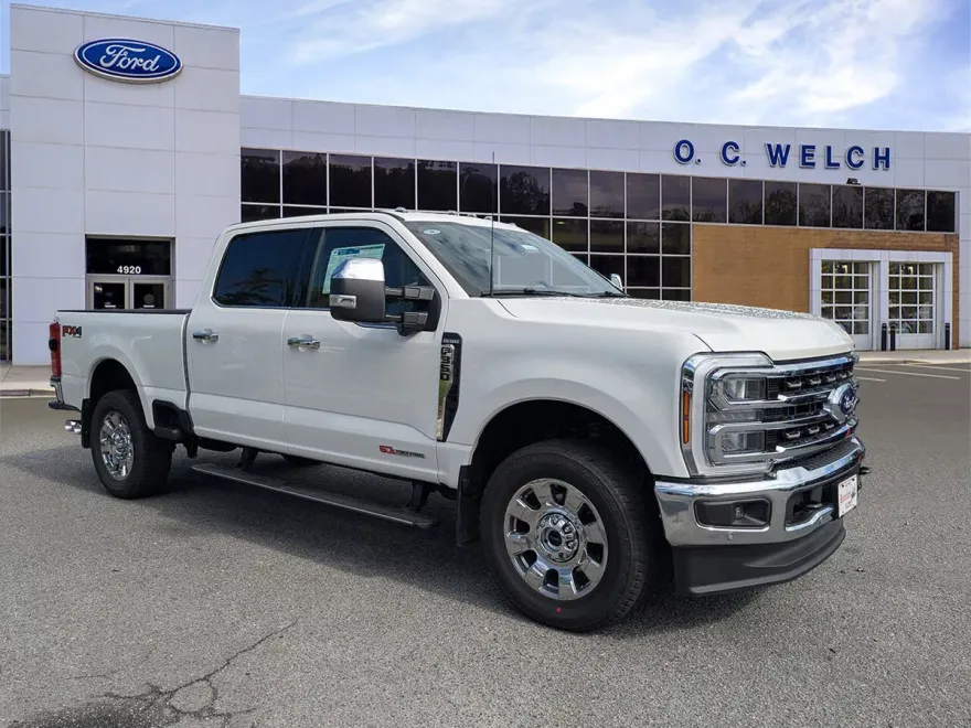 2025 Ford F-350 King Ranch photo 1