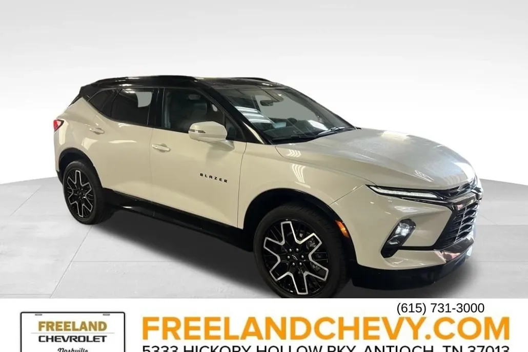 2023 Chevrolet Blazer RS photo 1