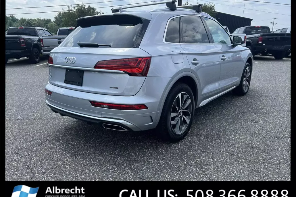 2023 Audi Q5 S line Premium Plus photo 1
