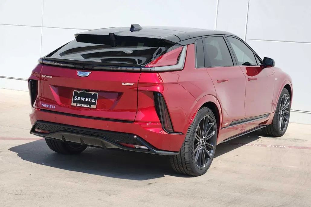 2026 Cadillac Lyriq photo 1