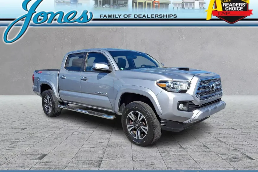 2016 Toyota Tacoma SR5 photo 1