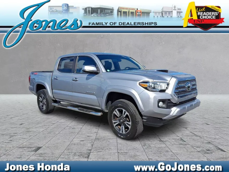 2016 Toyota Tacoma SR5 photo 1