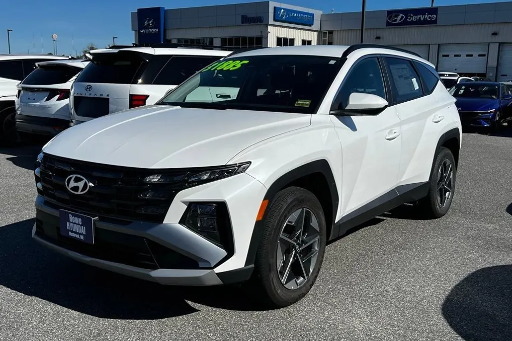 2025 Hyundai Tucson SEL photo 1