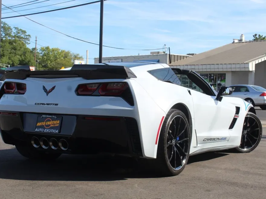 2018 Chevrolet Corvette Grand Sport Coupe photo 1