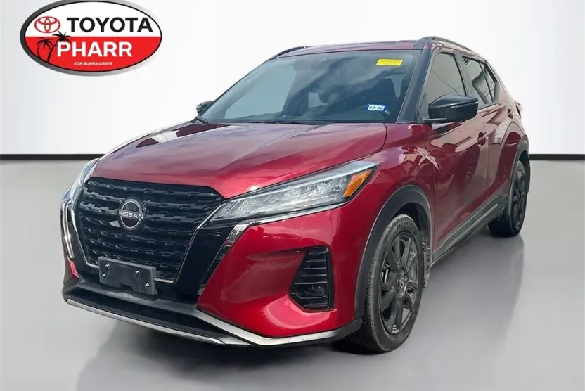 2024 Nissan Kicks SR photo 1