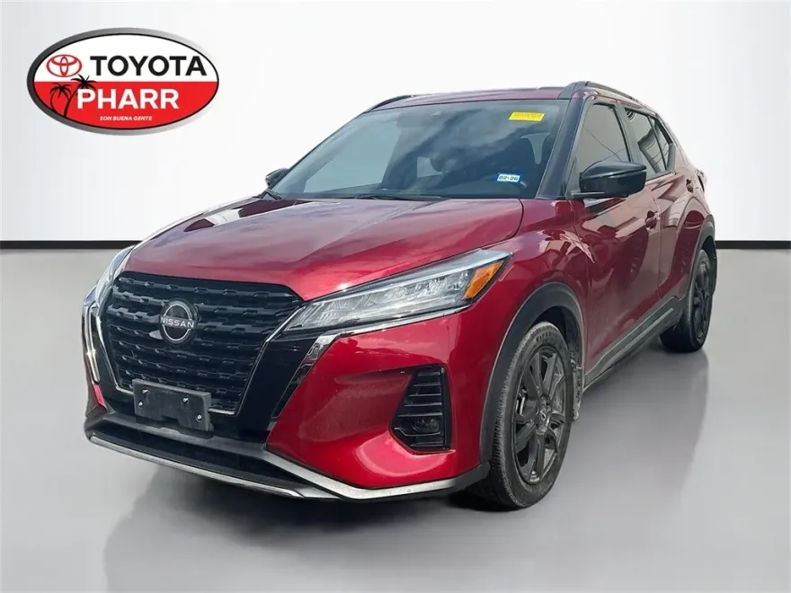 2024 Nissan Kicks SR photo 1