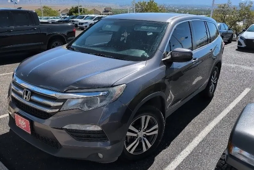 2018 Honda Pilot EX photo 1