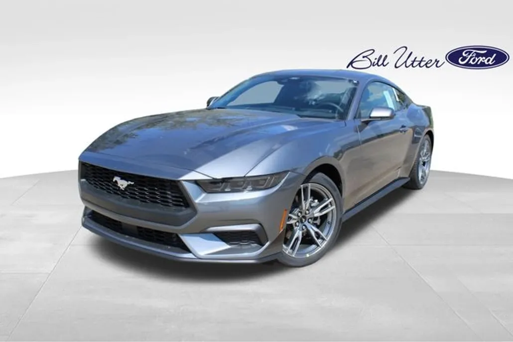 2025 Ford Mustang photo 1