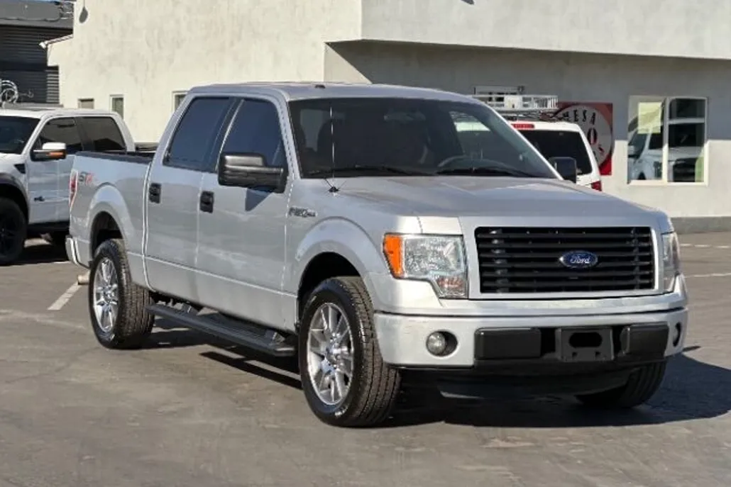 2014 Ford F-150 XLT photo 1