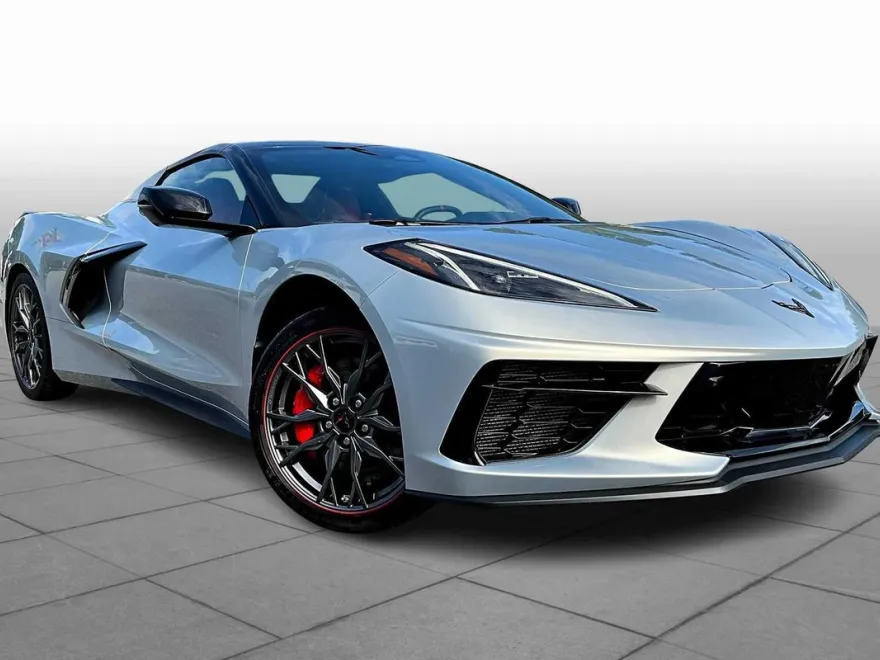2024 Chevrolet Corvette 2LT Convertible photo 1