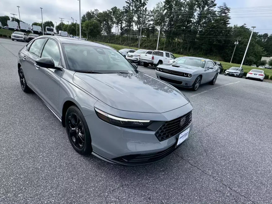 2025 Honda Accord SE photo 1