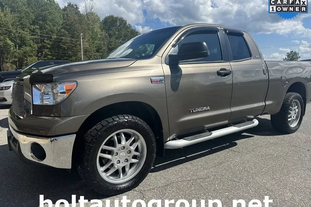 2011 Toyota Tundra Base photo 1