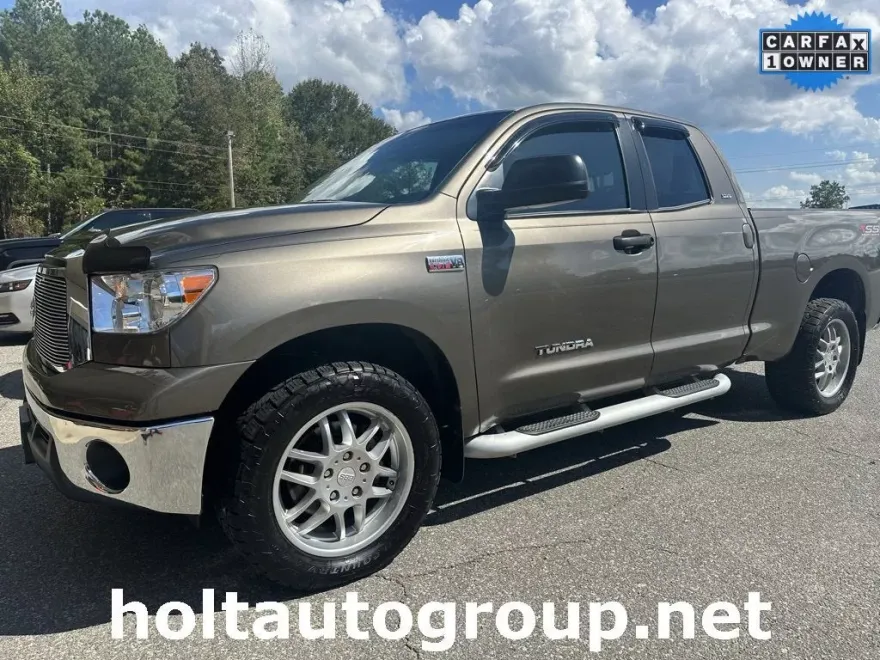 2011 Toyota Tundra Base photo 1