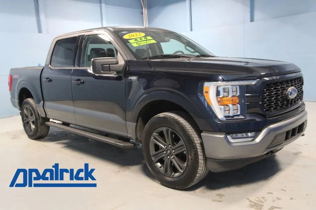 2023 Ford F-150 XLT photo 1