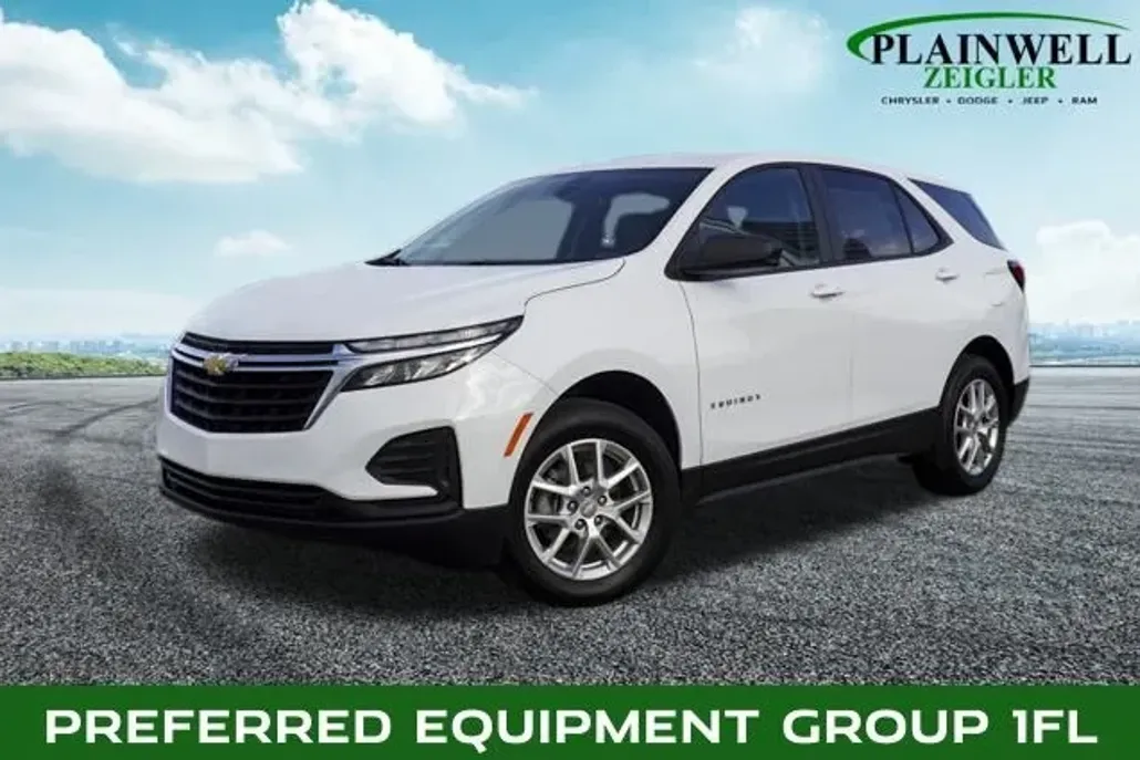 2024 Chevrolet Equinox LS photo 1