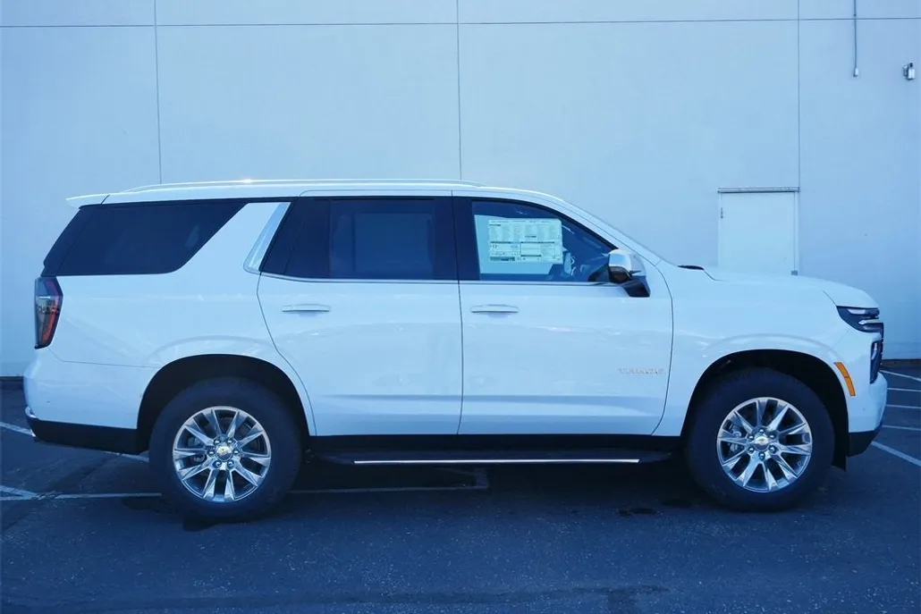 2026 Chevrolet Tahoe Premier photo 1