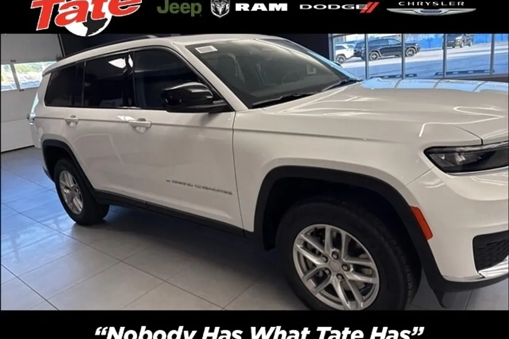 2025 Jeep Grand Cherokee Laredo photo 1
