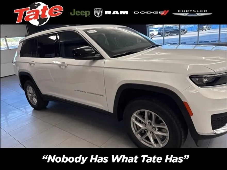 2025 Jeep Grand Cherokee Laredo photo 1
