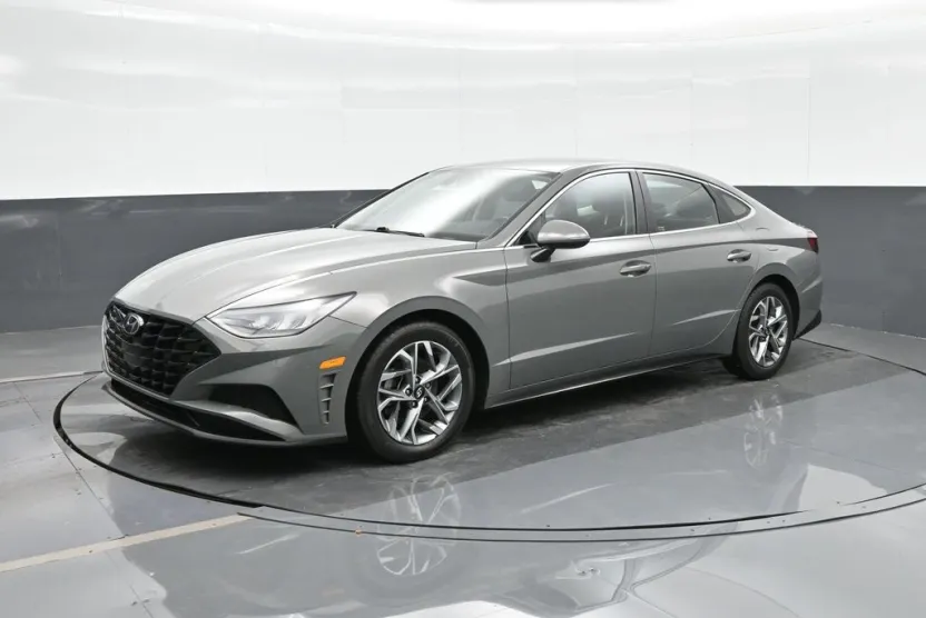 2023 Hyundai Sonata SEL photo 1