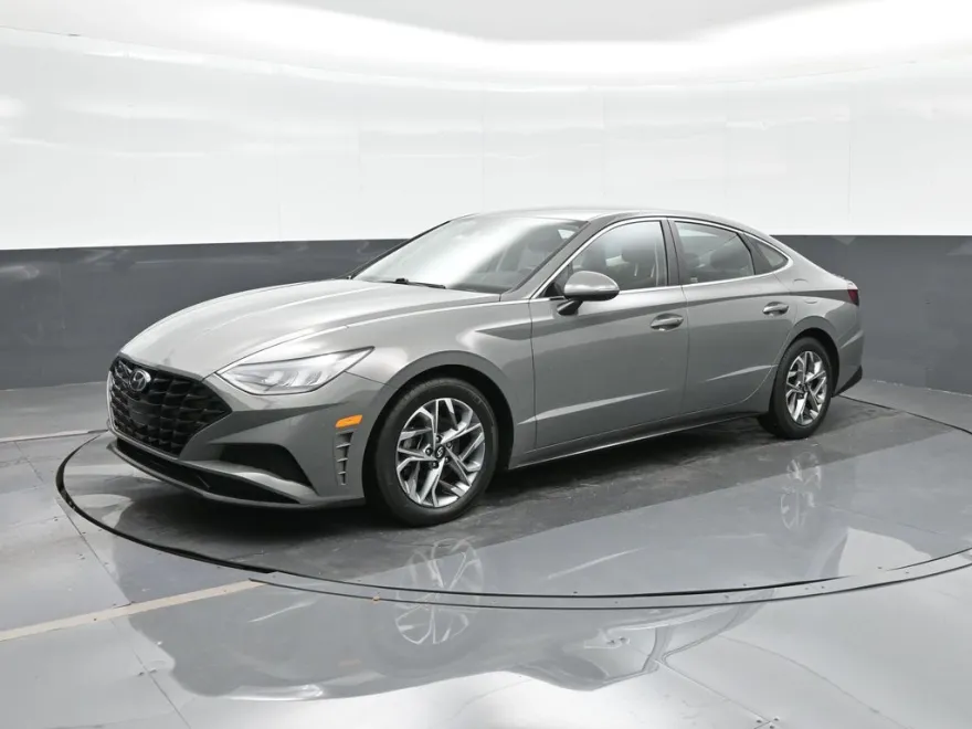 2023 Hyundai Sonata SEL photo 1