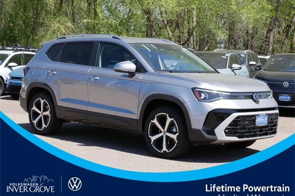 2025 Volkswagen Taos SEL photo 1