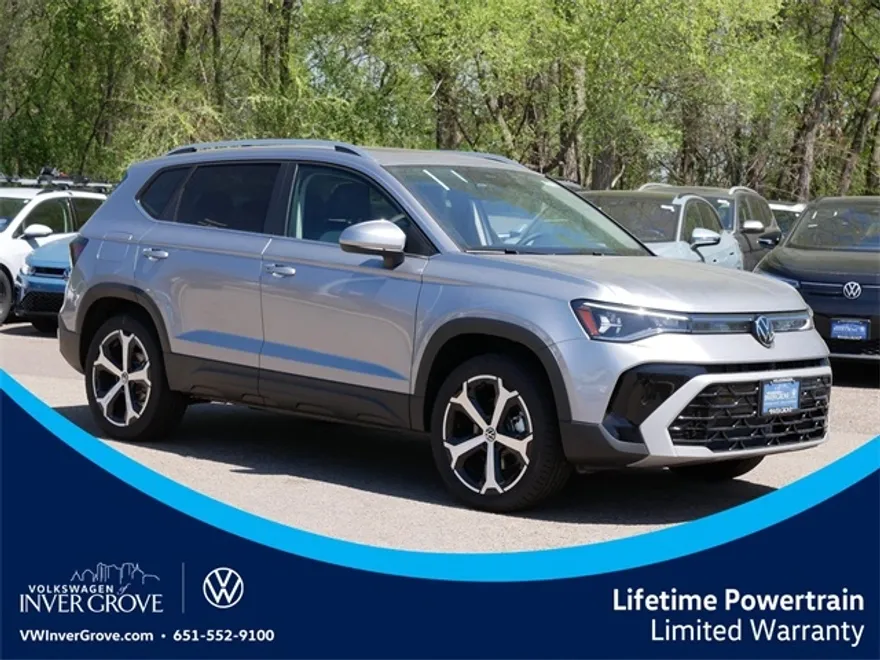 2025 Volkswagen Taos SEL photo 1