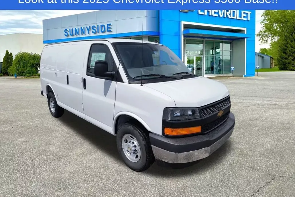 2025 Chevrolet Express Cargo 3500 photo 1