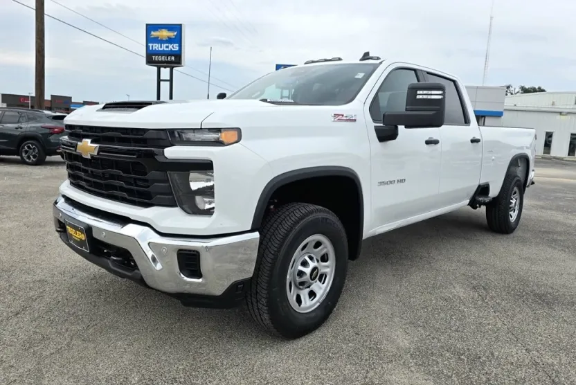 2026 Chevrolet Silverado 3500HD Work Truck photo 1
