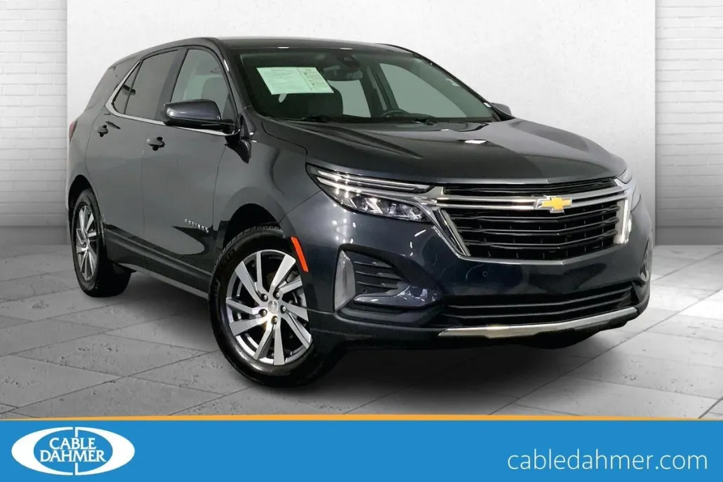 2023 Chevrolet Equinox LT photo 1