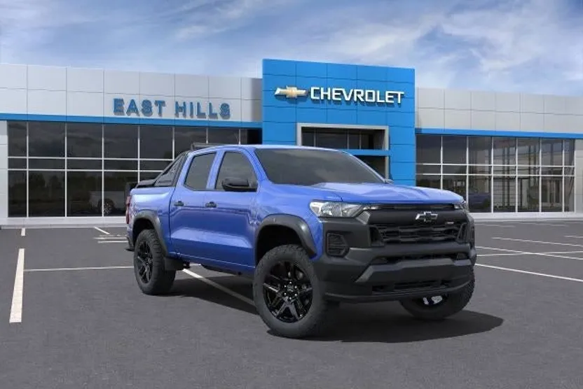 2025 Chevrolet Colorado Trail Boss photo 1