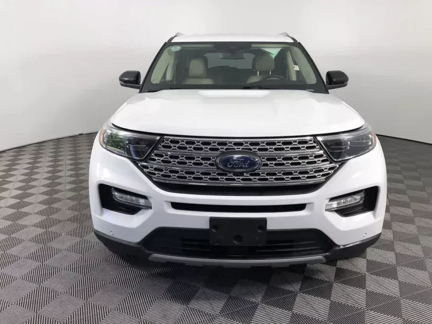 2022 Ford Explorer Limited photo 1