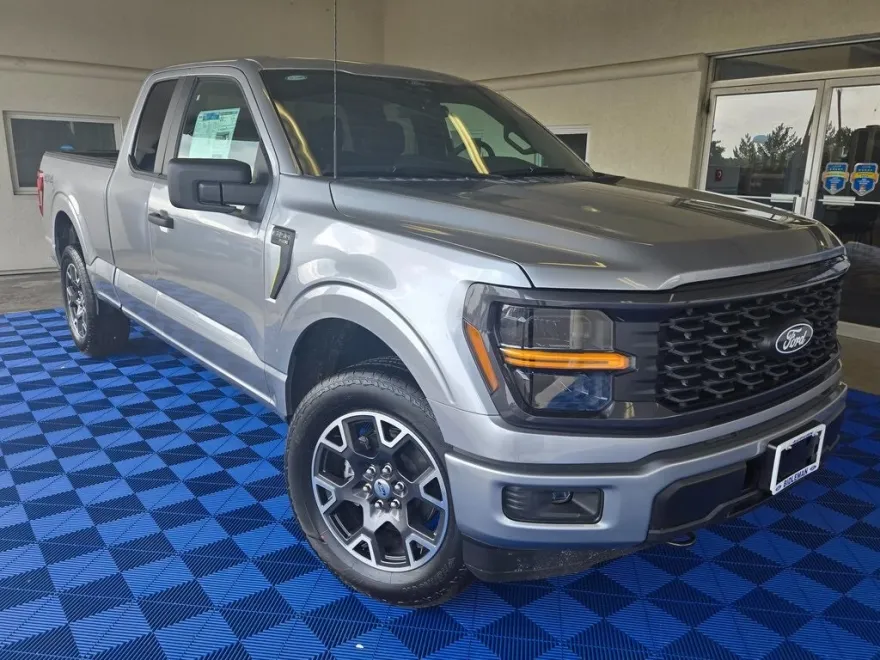 2025 Ford F-150 STX photo 1
